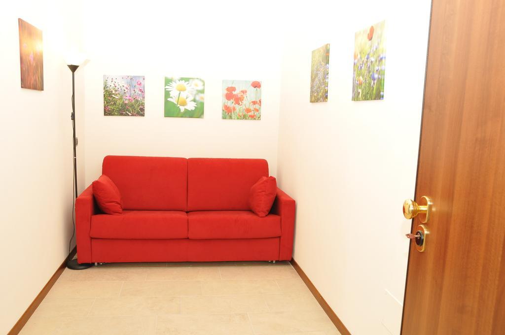 Maura Appartamenti Peschiera del Garda Room photo